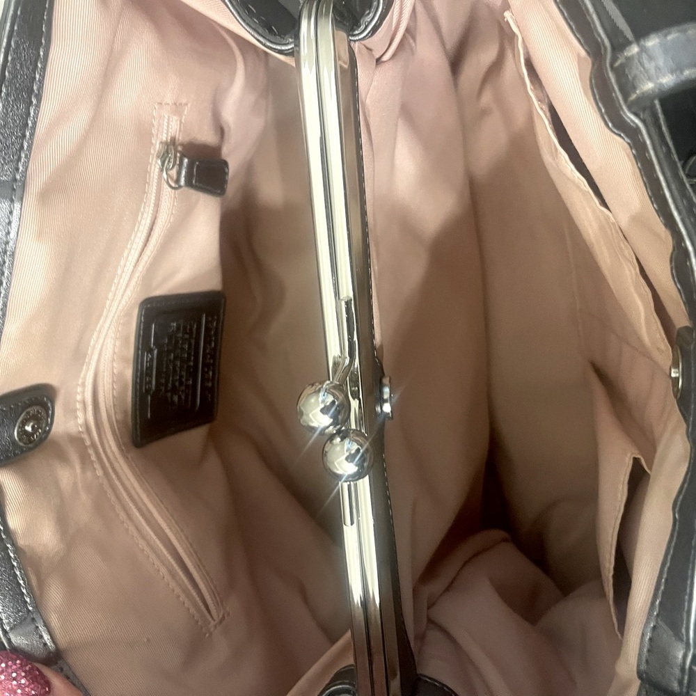 Coach bag - Picture 2 of 3